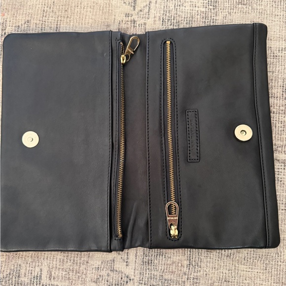 Ann Taylor 100% genuine leather fold over Black Leather clutch - Picture 3 of 8